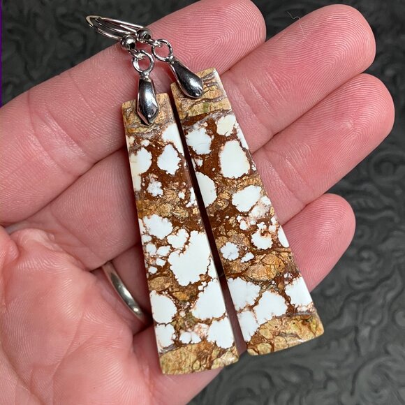 Wild Horse Turquoise Magnesite Crazy Horse Appaloosa Stone Earrings - Picture 1 of 5